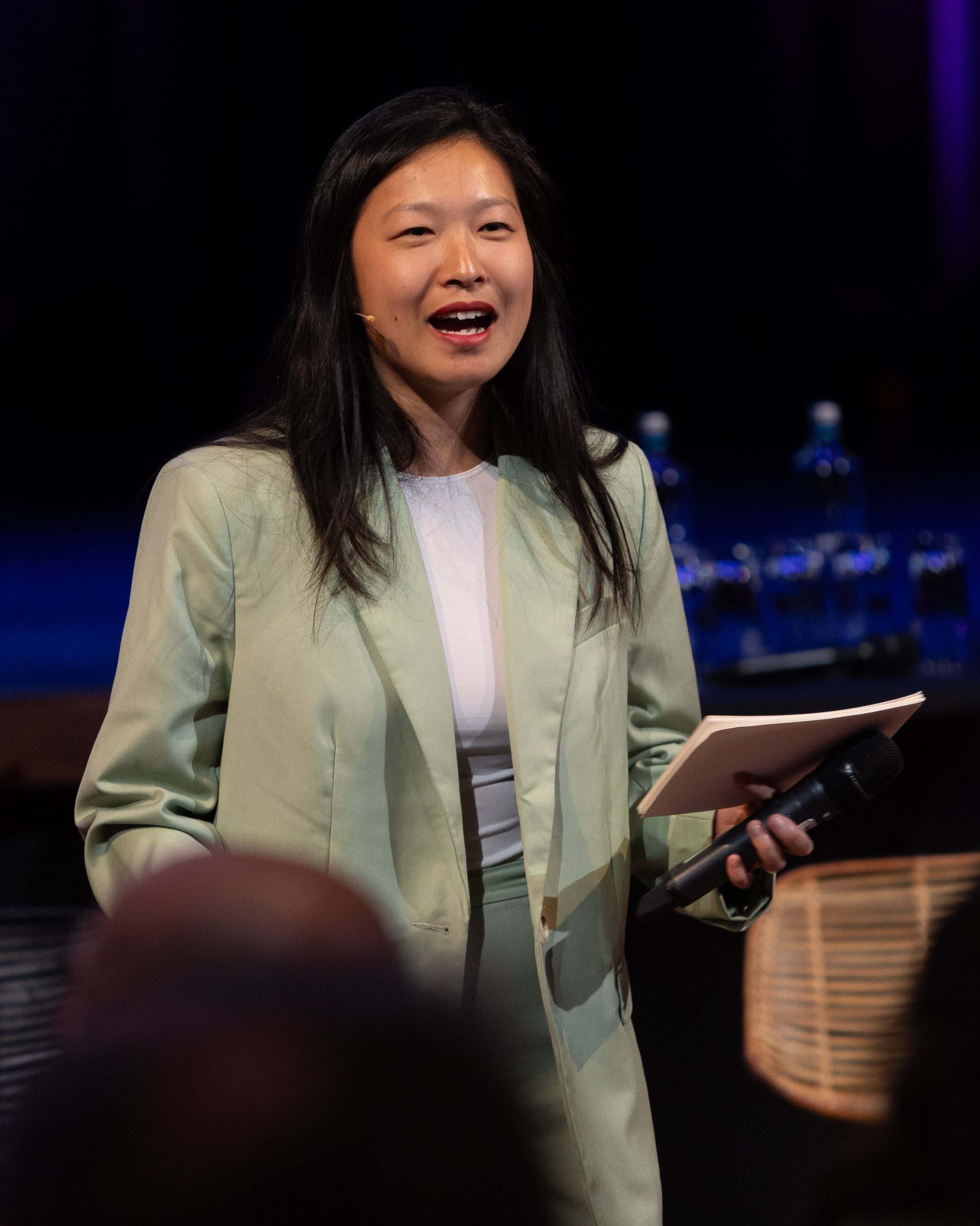 Lan Lan Zheng Moderator